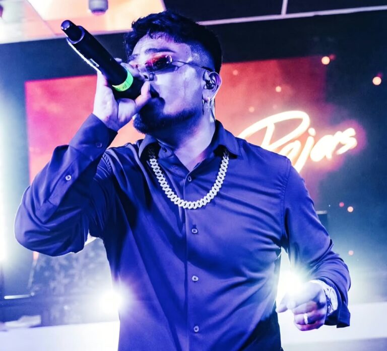 Akai Rojas en vivo
